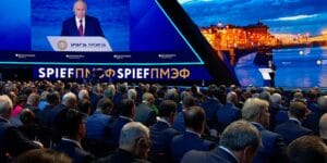 Vladimir Putin naznačil možné ukončenie vojny na Ukrajine píše NYT