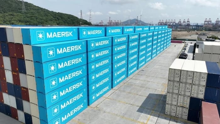 Medzitým Maersk pred týždňom prešiel na rumunský prístav Konstanca.