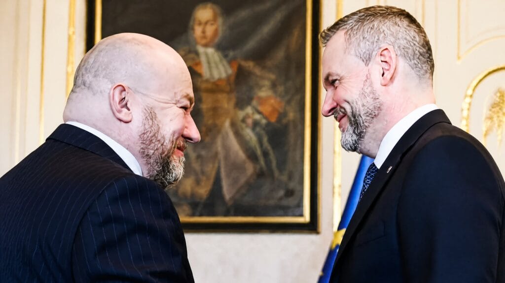 Huliak a Pellegrini vyhlásili podpálenie UA dronárne za útok na západnú civilizáciu.