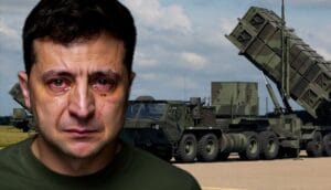 „Žobrák opäť kňučí“: Zelenskyj obvinil USA z neposkytnutia rakiet Patriot.