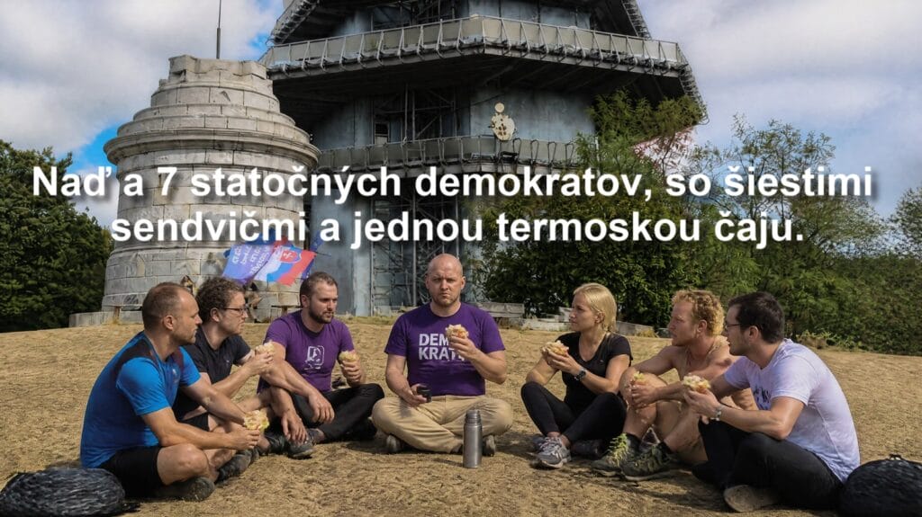 Voličská základňa strany Demokrati je mizivá, čo dokumentuje účasť na pikniku na Zobore
