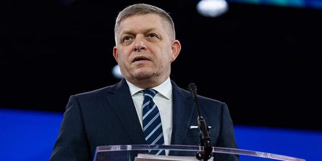R. Fico má s článkom 5 NATO pravdu. A kaviarenske denníky? nech si dajú tabletku. Rozvinula sa okolo toho hystéria, ktorá trvá doteraz.